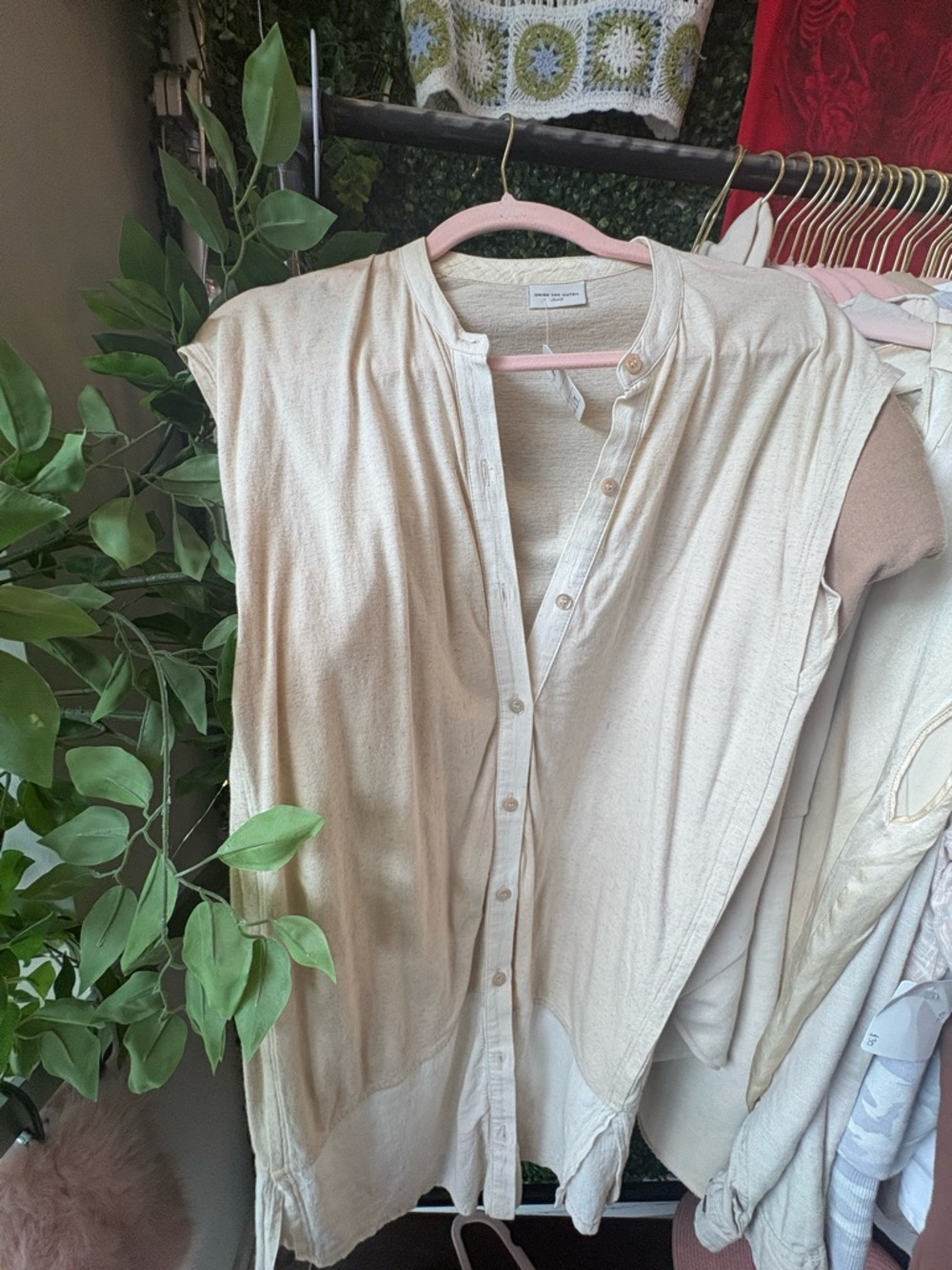 Dries Van Noten Off-White Sleeveless Buttoned Shell